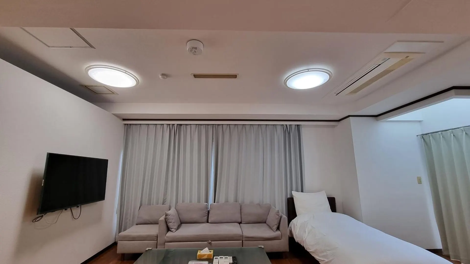 Prism Court 綾瀬 Apartment Tokyo 0*,  Japan