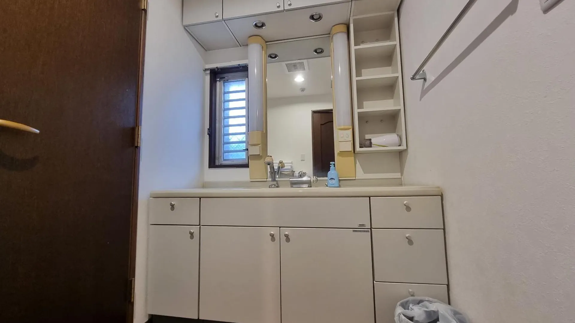 Prism Court 綾瀬 Apartment Tokyo Japan